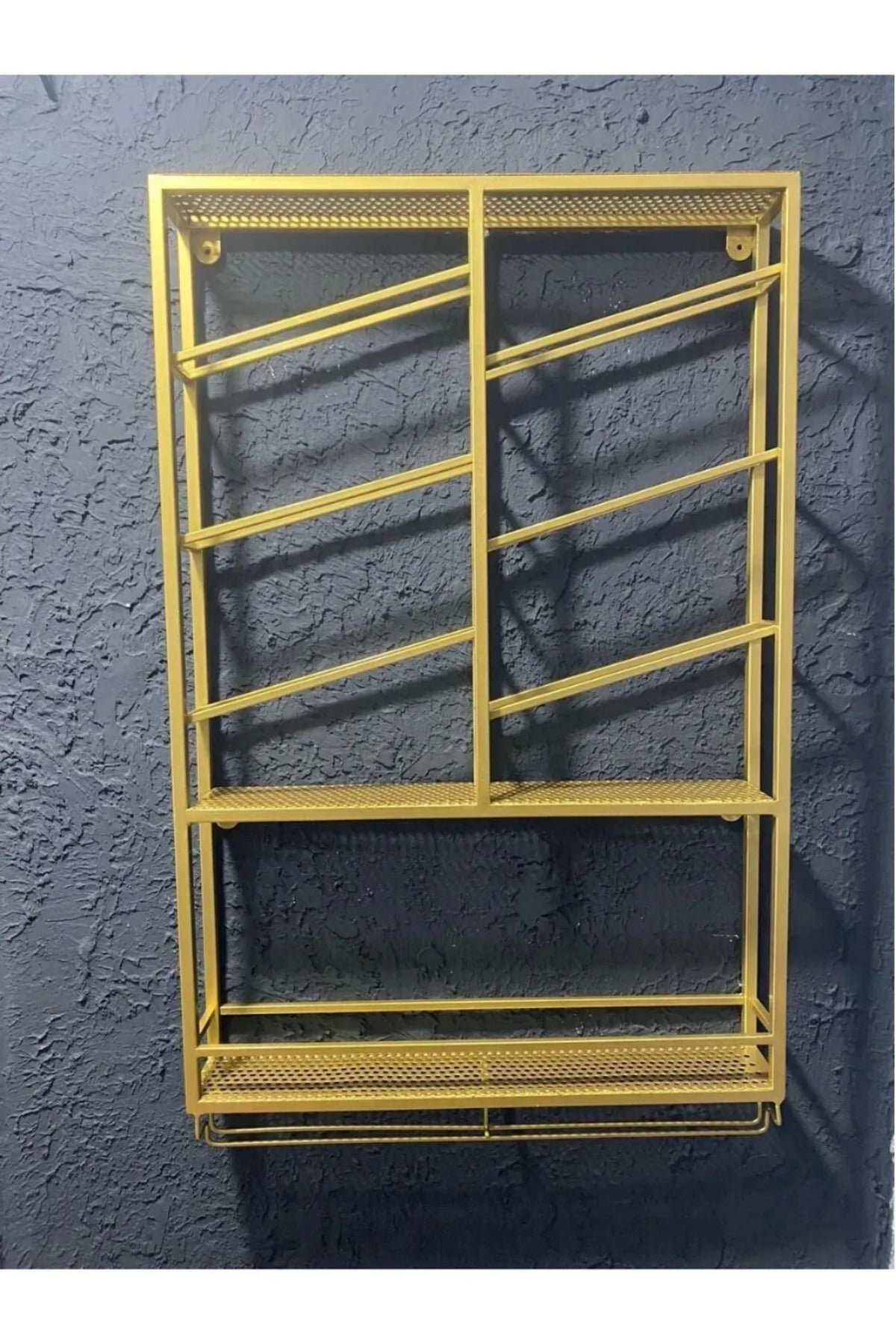 Metal Şaraplık  Ve Kadehlik, Modern Metal Raf